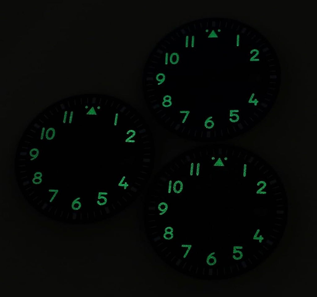 Dial Plateado 33.5 mm con Lume C3 Verde y Ventana de Fecha – Compatible NH34 / NH35 / NH36 / NH38